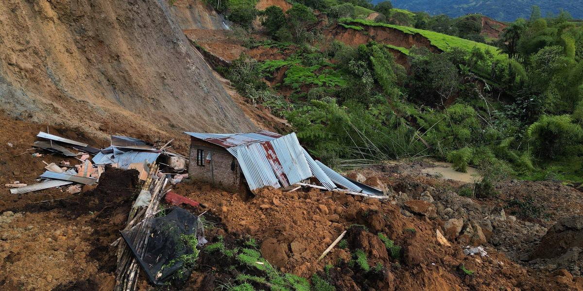 Reubican a más de 30 familias damnificadas del derrumbe en Rosas Cauca