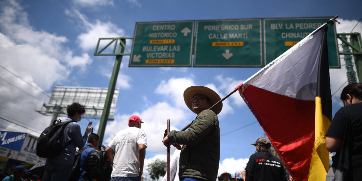 Guatemala Ciudadanos Bloquean V As Para Pedir Renuncia De La Fiscal