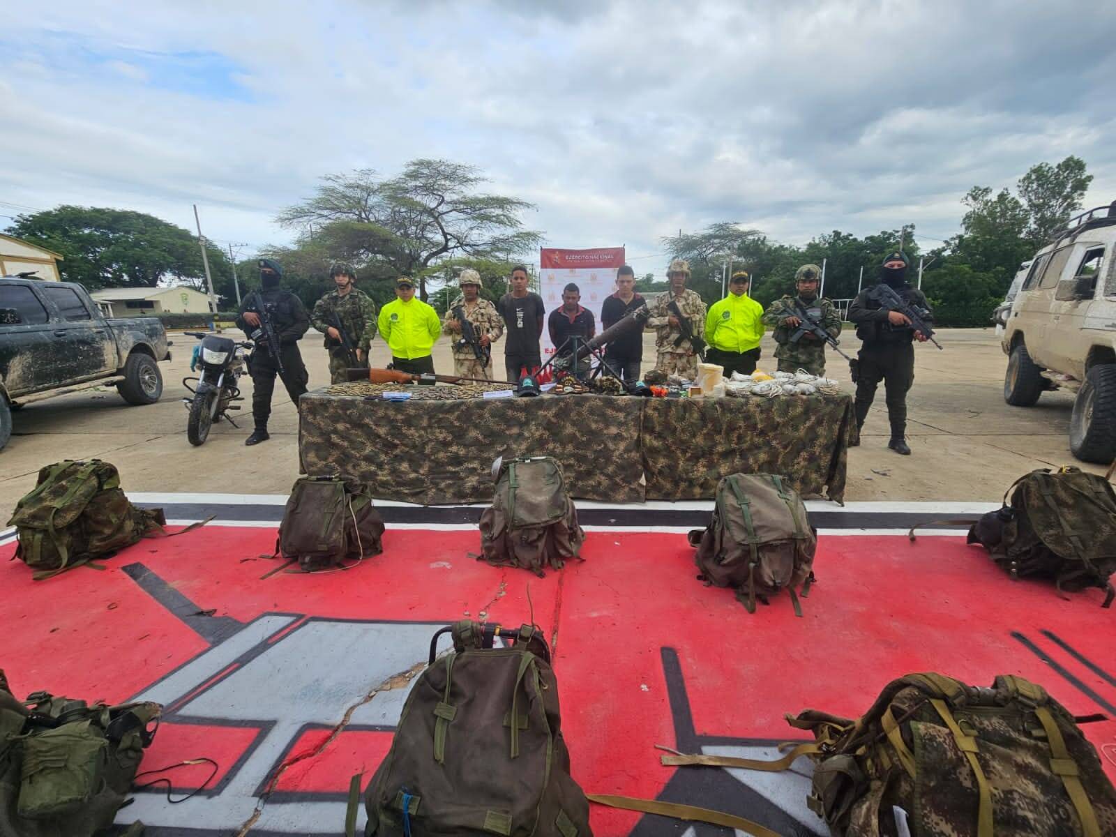 La Guajira Capturan A Tres Presuntos Integrantes Del Grupo Criminal