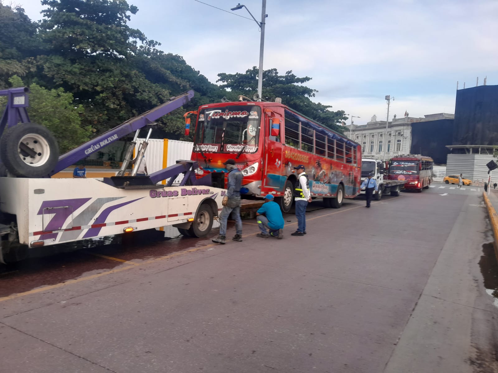 Cartagena Turista Presuntamente Ebrio Muri Tras Caer De Una Chiva