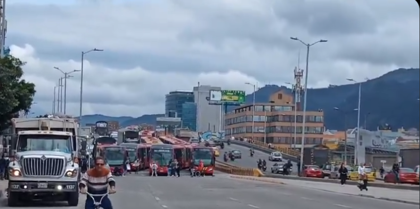 EN VIVO Movilidad en Bogotá 29 de octubre TransMilenio vuelve a