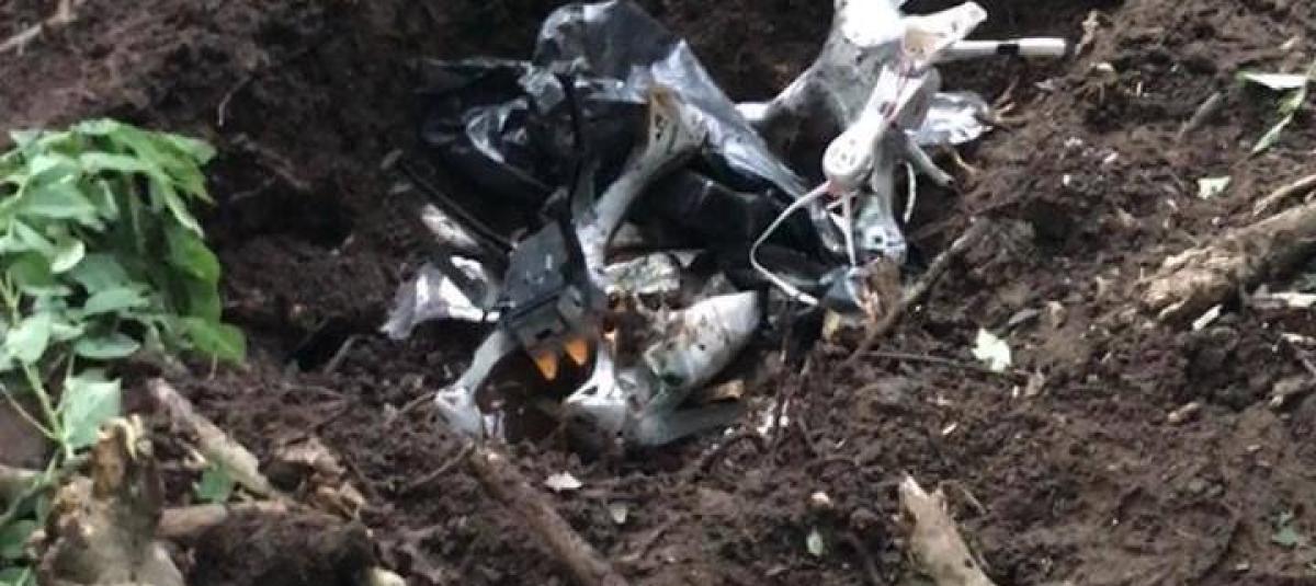 Los explosivos estaban atados a los drones, por lo que suponen que serían explotados junto con los artefactos.