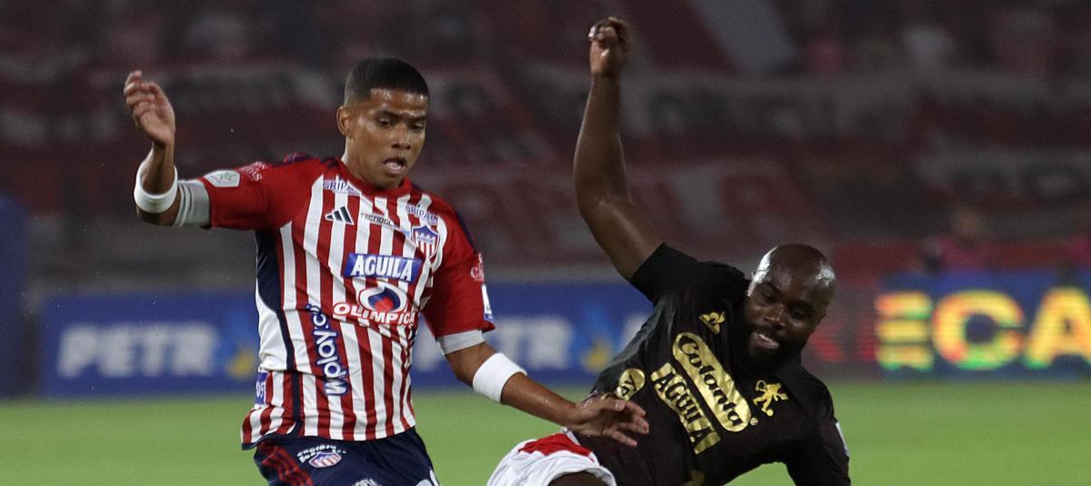 Junior vs. América