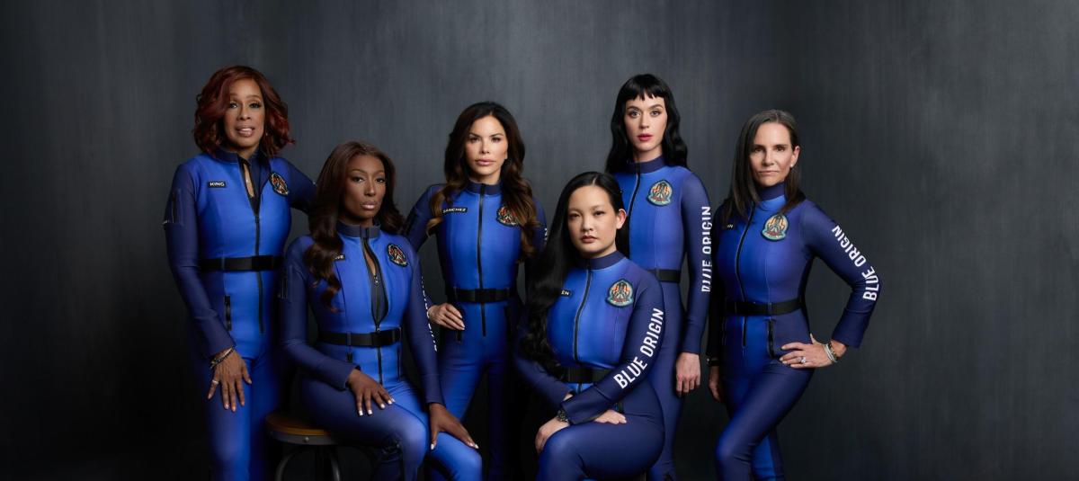 Katy Perry completa con Blue Origin un histórico viaje de turismo ...