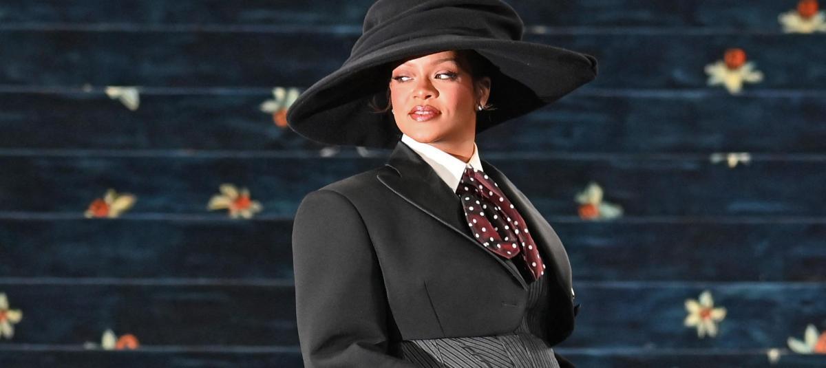 Rihanna anunció su tercer embarazo.