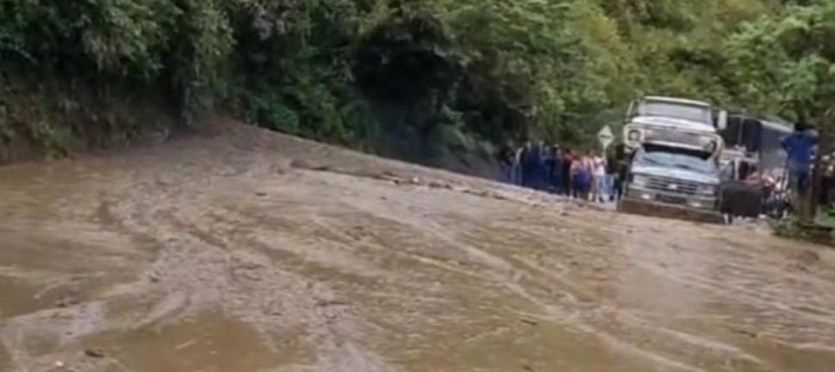 Cierre de la vía Panamericana, entre Nariño y Cauca, por inundación; fuertes lluvias causan nueva emergencia