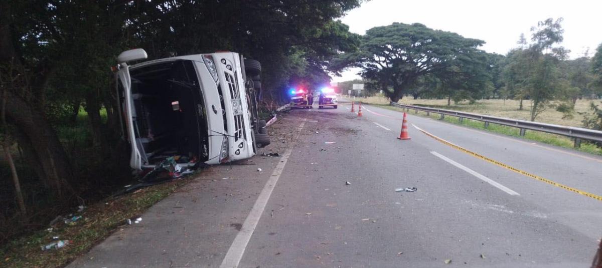 Ella era la menor que iba a torneo de escuela de fútbol y murió en accidente de bus en Valle: 'Ana Sofía era feliz'