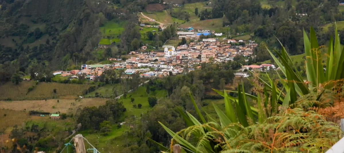 El documental sobre la masacre de Gutiérrez, en Cundinamarca, se estrenará el 11 de julio. Foto: vista panorámica de Gutiérrez.