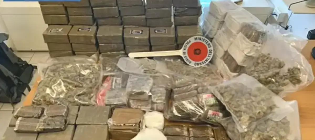 Droga incautada en el operativo en Italia.