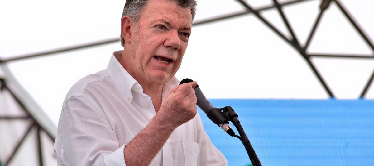 El presidente Juan Manuel Santos dijo que el diálogo con el Eln se reanuda "cuando el Eln  haga compatible su conducta  con la exigencia de paz  del pueblo colombiano y de la comunidad internacional".