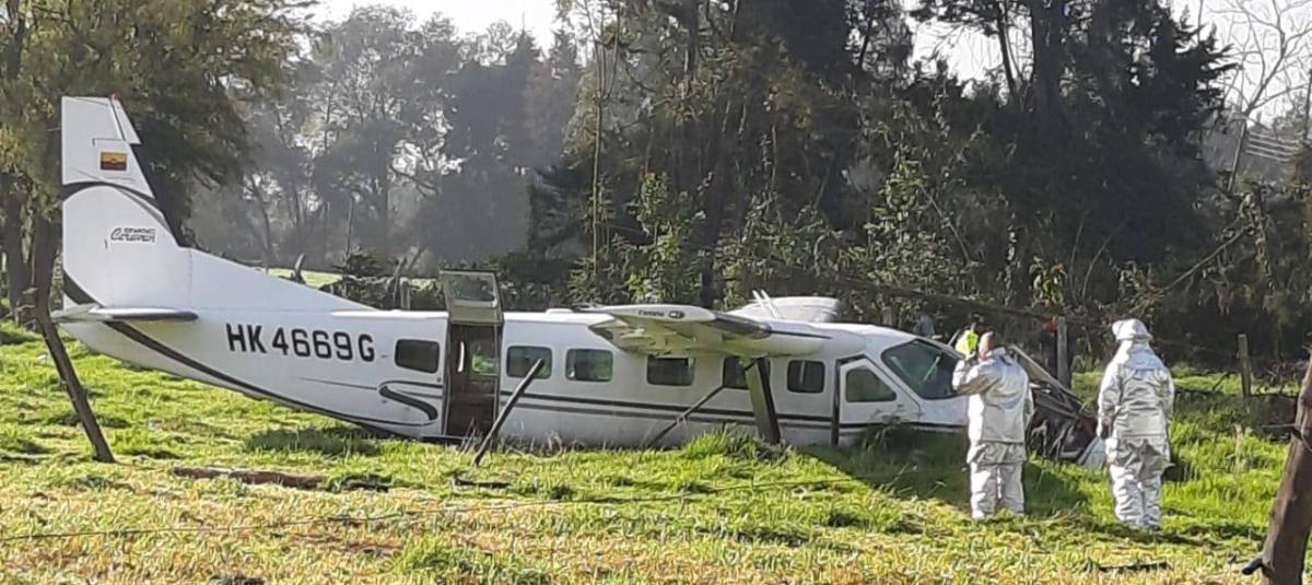 La avioneta cayó en el extremo norte de la capital del país.