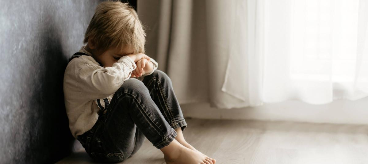 Algunos niños sienten vergüenza y miedo de inculpar a su agresor.