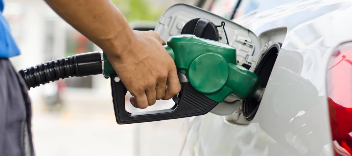 Le cortaron 'el chorro' a dos gasolineras ilegales que surtían combustible a economías ilícitas en Valle y Cauca