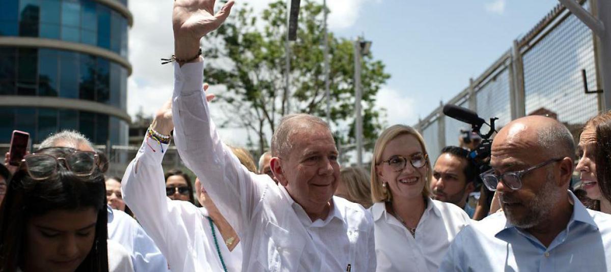 Edmundo González inicia su gira por América Latina para buscar respaldos  antes de la posesión presidencial