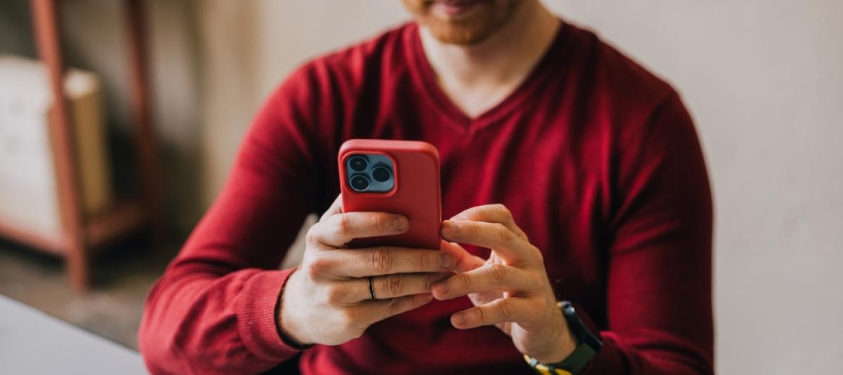Las cinco cosas que hace una persona infiel con su celular: son las ...