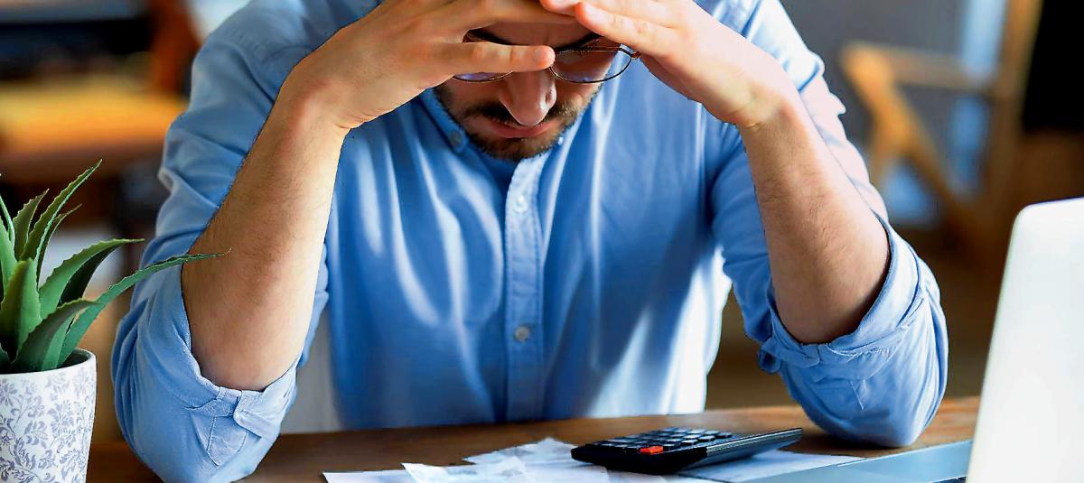 Las personas con finanzas más vulnerables tienen más probabilidades de sufrir efectos psicológicos negativos.