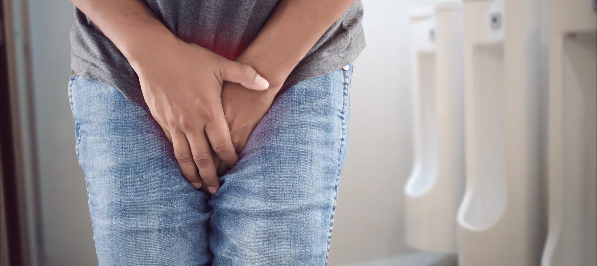 ¿Qué es mejor para la próstata: orinar parado o sentado?