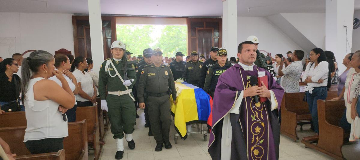 Policías asesinados por 'plan pistola'.