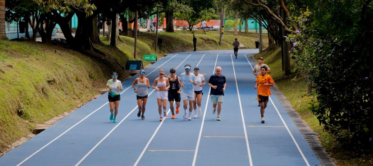 Alcaldía de Medellín entregó pista de trote de la Unidad Deportiva de Belén adaptada a estándares internacionales