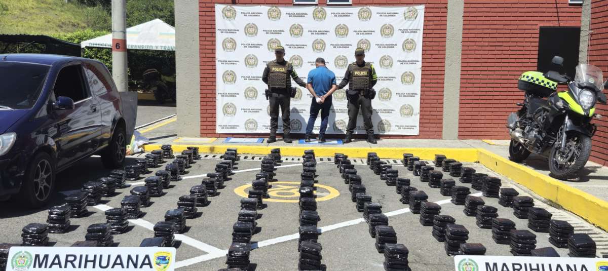 Operativos en vías del Valle: incautan más de media tonelada de marihuana y 271,5 kilos de cable detonante para explosivos: dos personas capturadas
