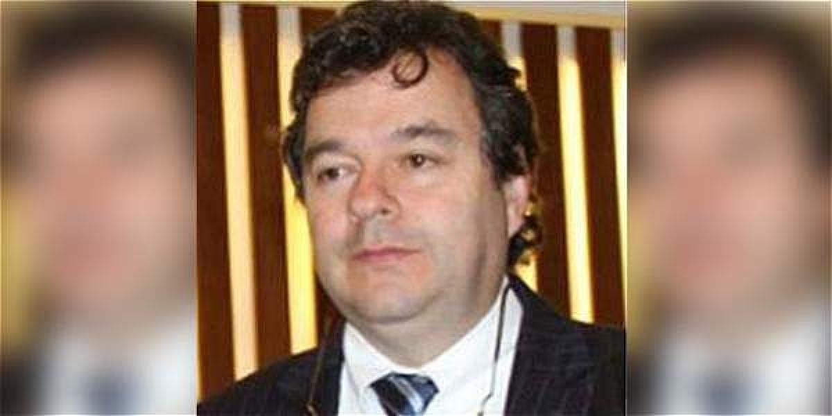 El abogado Carlos Alfonso Negret es el nuevo Defensor del Pueblo.