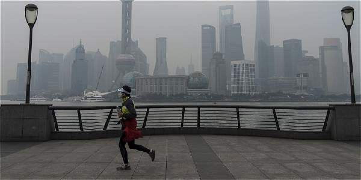 El informe no hace un ránking de los países más contaminados ni de los que menos, se limita a decir que las regiones donde la calidad del aire es peor son las del Sudeste Asiático.