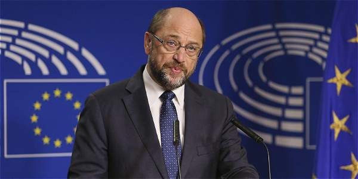 Schulz aseguró que con este paso su "compromiso con el proyecto europeo no disminuye".