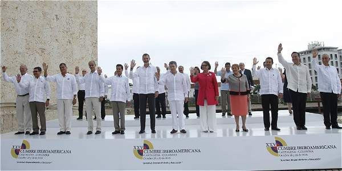 Imagen de los mandatarios que asistieron a la Cumbre Iberoamericana de Cartagena.