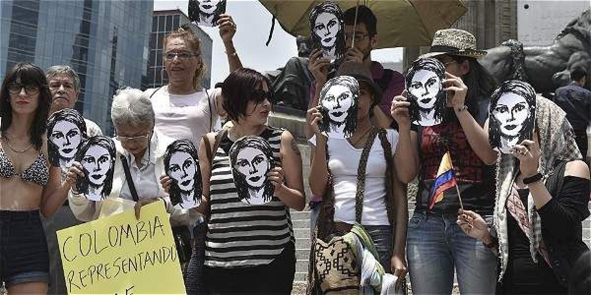 Colombianos en México se unieron en agosto del año pasado para protestar por una masacre en la que murió la colombiana Mile Virginia Martín.