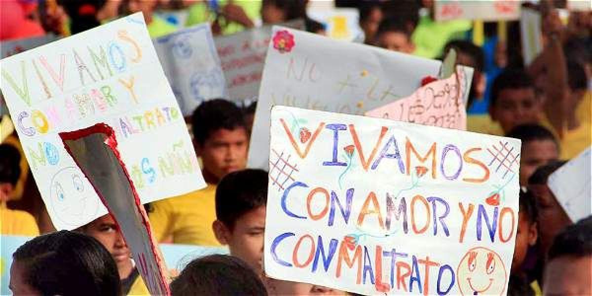 En Colombia, los niños son víctimas frecuentes de diferentes formas de violencia.