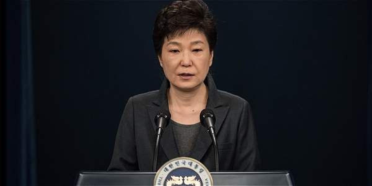 La presidenta Park Geun-Hye, se someterá a una investigación oficial sobre escándalo político.