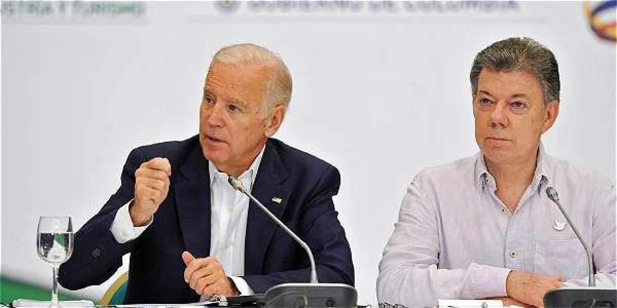 Biden (izq.), junto a Santos (der.), en la US-Colombia Business Advisory Council Meeting.