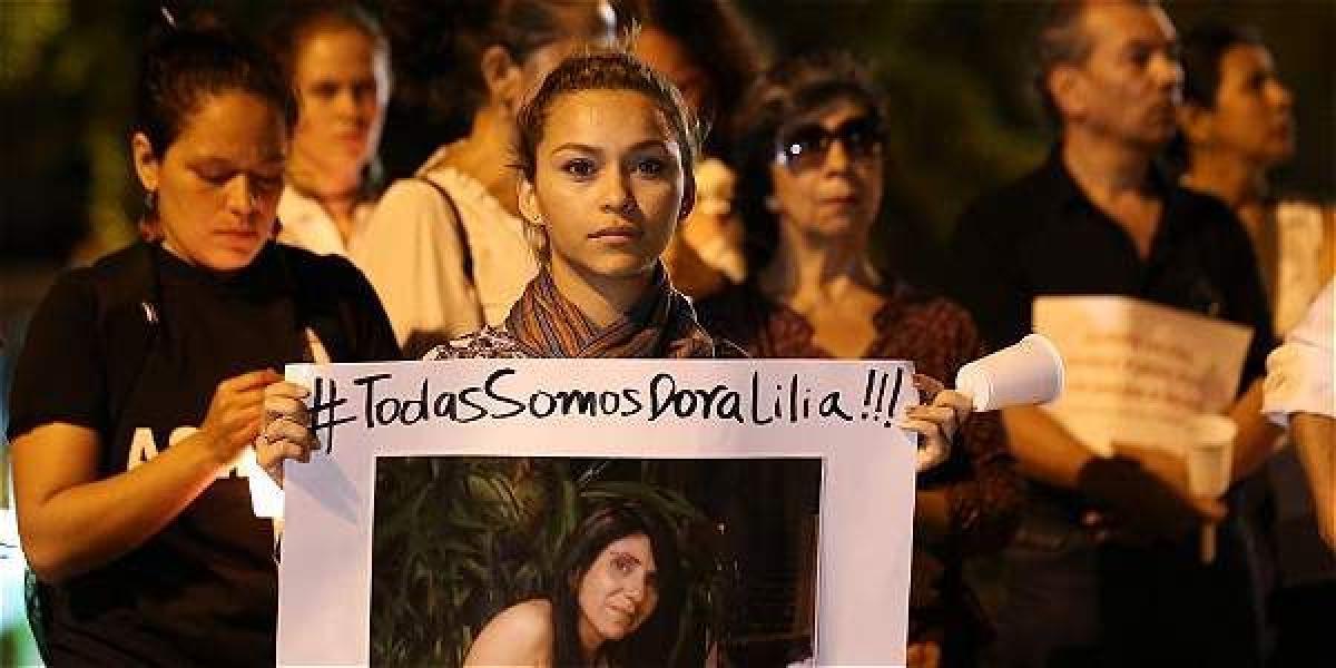 En Cali y en Buga se realizaron manifestaciones por el deceso de Dora Lilia Gálvez, el año pasado.