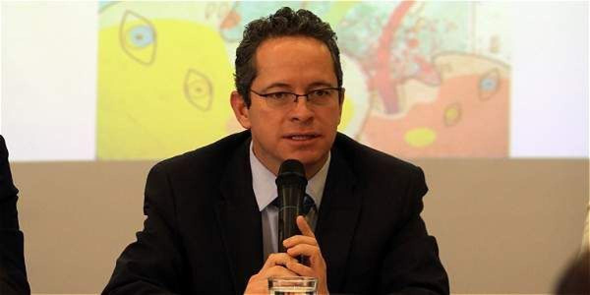 El exrector de la Universidad de Caldas y casi seguro gobernador (e) del departamento, Ricardo Gómez Giraldo, está siendo investigado penalmente por un supuesto fraude procesal.