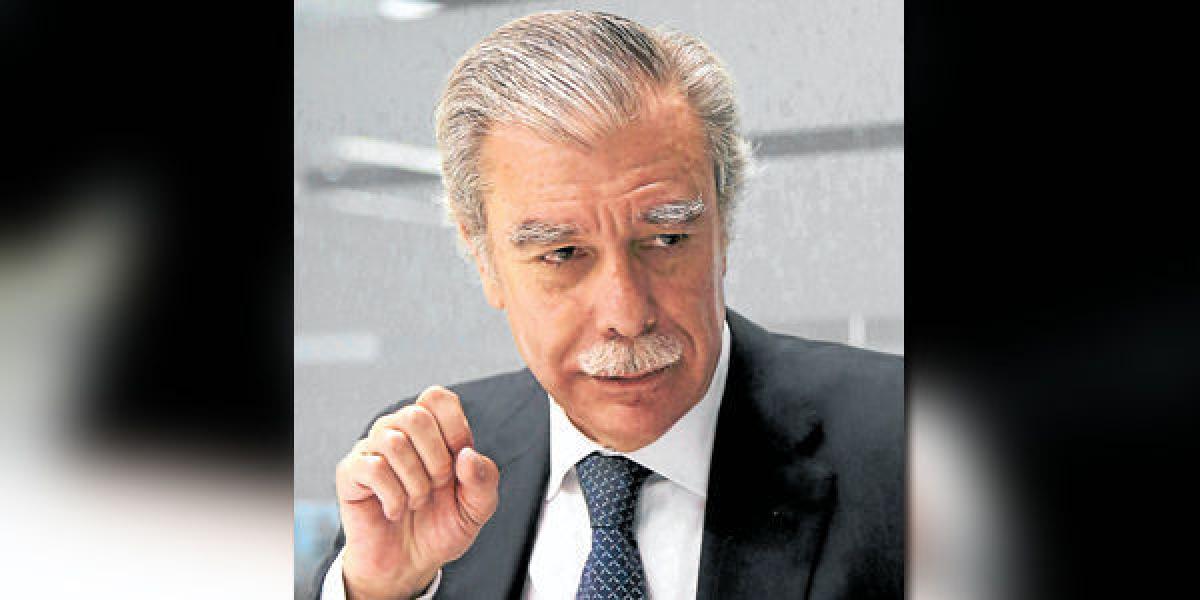 Carlos Gutiérrez, exsecretario de Comercio deEE. UU.