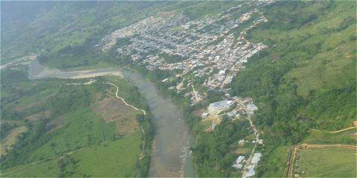 Tropas se enfrentaron con 'Los Pelusos' en zona rural de El Tarra.