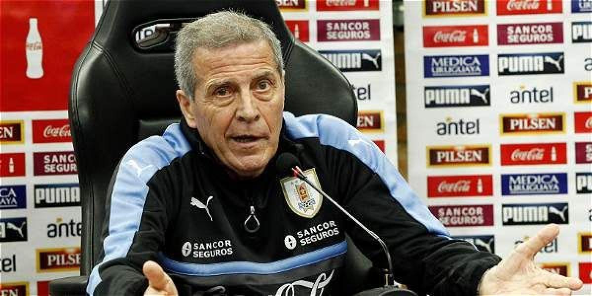 Óscar Tabárez, entrenador de Uruguay.