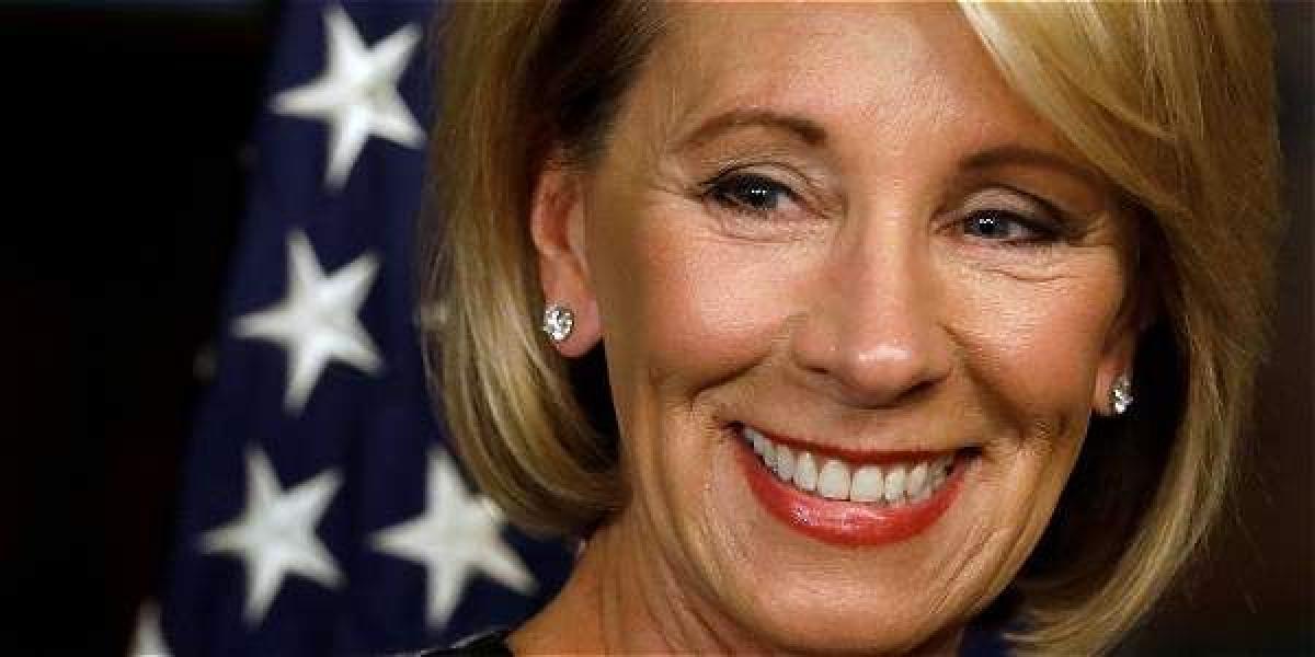 La nueva secretaria de Educación de EE. UU., Betsy DeVos.