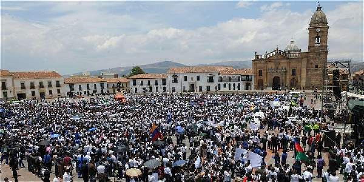 Con camisetas y globos blancos están invitando a los ciudadanos a unirse a la marcha de Tunja y conciertos en diferentes partes de Boyacá.