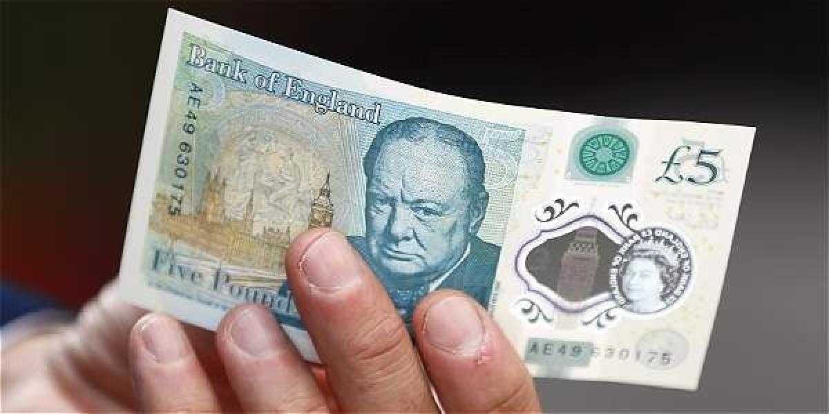 El nuevo y polémico billete según el banco, es más duradero y resistente que los anteriormente utilizados.