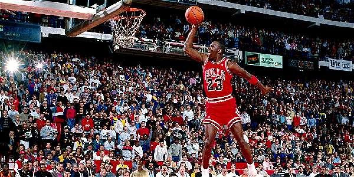 Michael Jordan fue catalogado como el mejor jugador en la historia de la NBA.