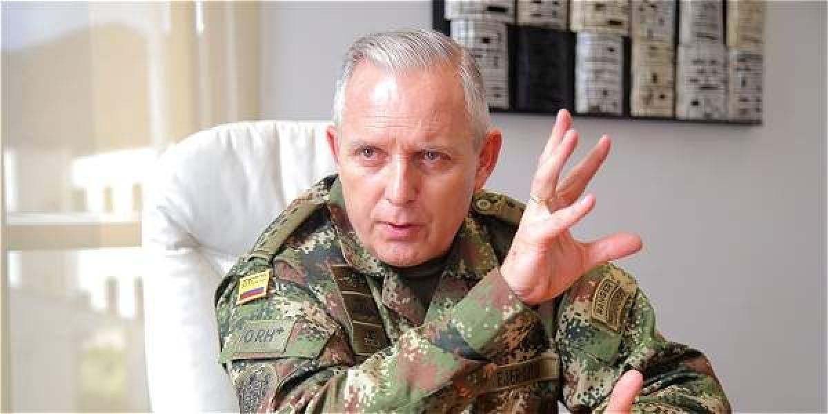 El general Alberto José Mejía, comandante del Ejército, afirma que la Justicia Transicional para los militares está acordada y firmada por los ministros de Defensa y de Justicia.