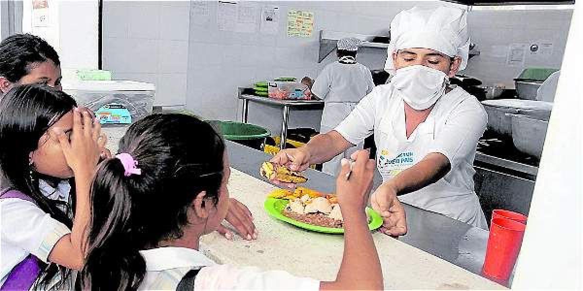 Cientos de adolescentes se han visto afectados por la falta de un operador del Plan de Alimentación Escolar