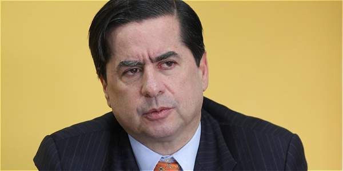 Juan Fernando Cristo, ministro del Interior.