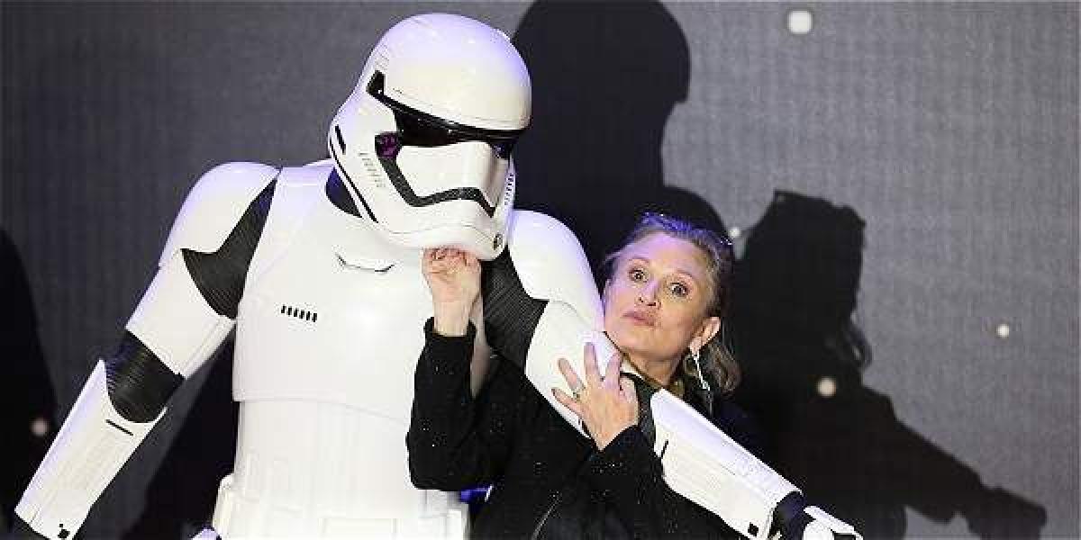 Carrie Fisher, la actriz que inmortalizó al personaje de la princesa Leia en la saga de ciencia ficción Star Wars, falleció este martes.