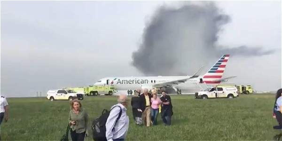La aerolínea informó que se tomaron las medidas de emergencia necesarias para rescatar a los 161 pasajeros.