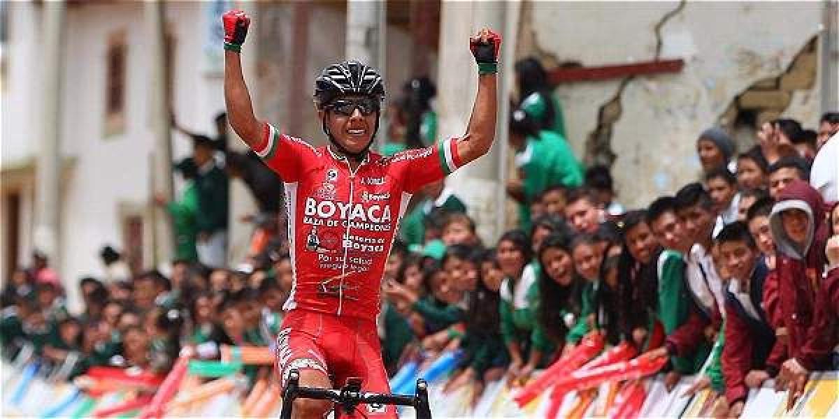 Javier Eduardo Gómez (Boyacá-Raza de Campeones) se coronó campeón de la Vuelta a Boyacá en el 2015.