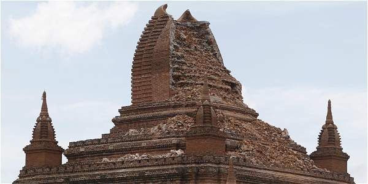 Vista general de los daños registrados en el templo Sulamani en Bagan, al suroeste de Mandalay (Birmania).