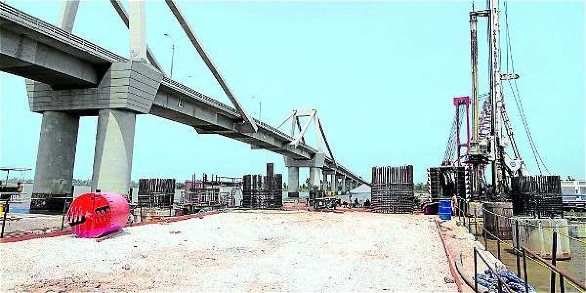 Las obras del nuevo puente Pumarejo están programadas para ser entregadas en el 2018, siendo la obra de mayor inversión en la ciudad en los últimos años.