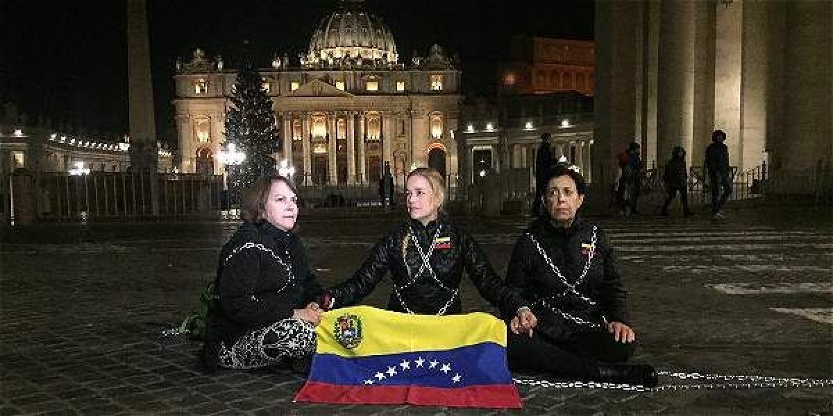Tintori llegó el domingo al Vaticano junto con Antonieta Mendoza, madre de Leopoldo López y Mitzy Capriles de Ledezma, esposa del alcalde de Caracas, Antonio Ledezma.